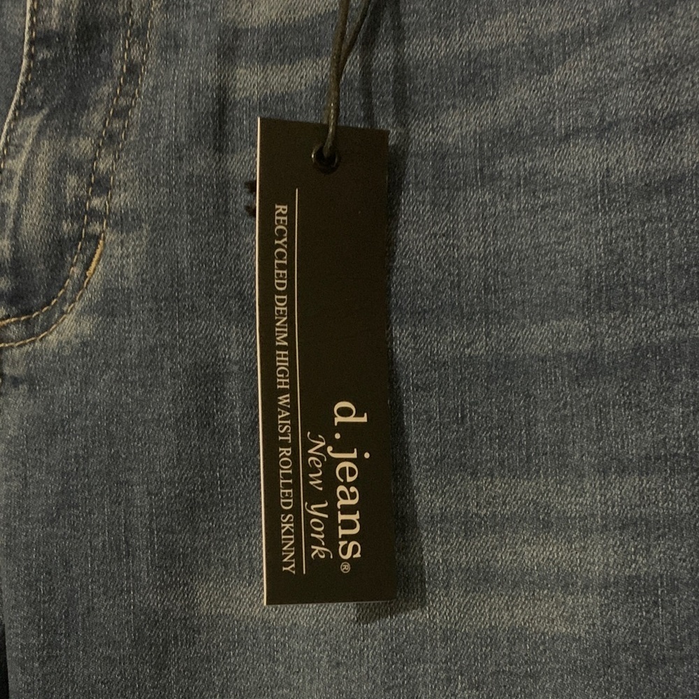 d. jeans Women's Straight Leg Blue Jeans - Picture 5 of 5